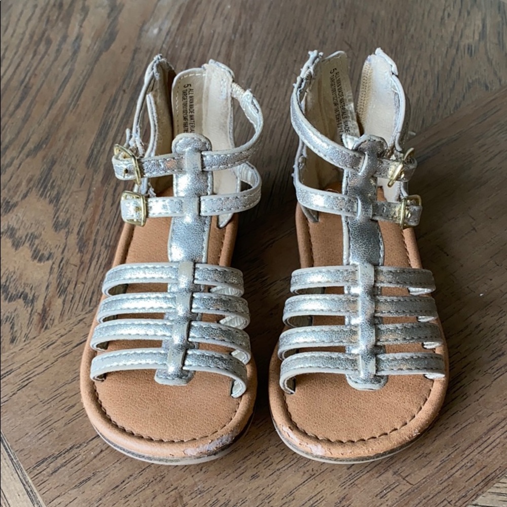 Gold toddler sandals (size 5)
